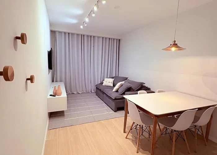 Apartamento NOVO 2Q próximo a Praia do Forte Cabo Frio